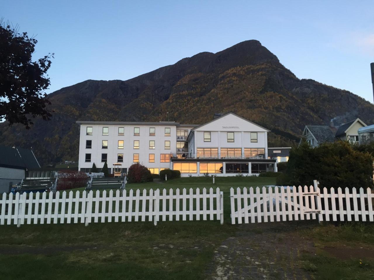Skjolden Hotel Zewnętrze zdjęcie